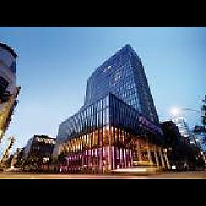 Empire Riverside Hotel